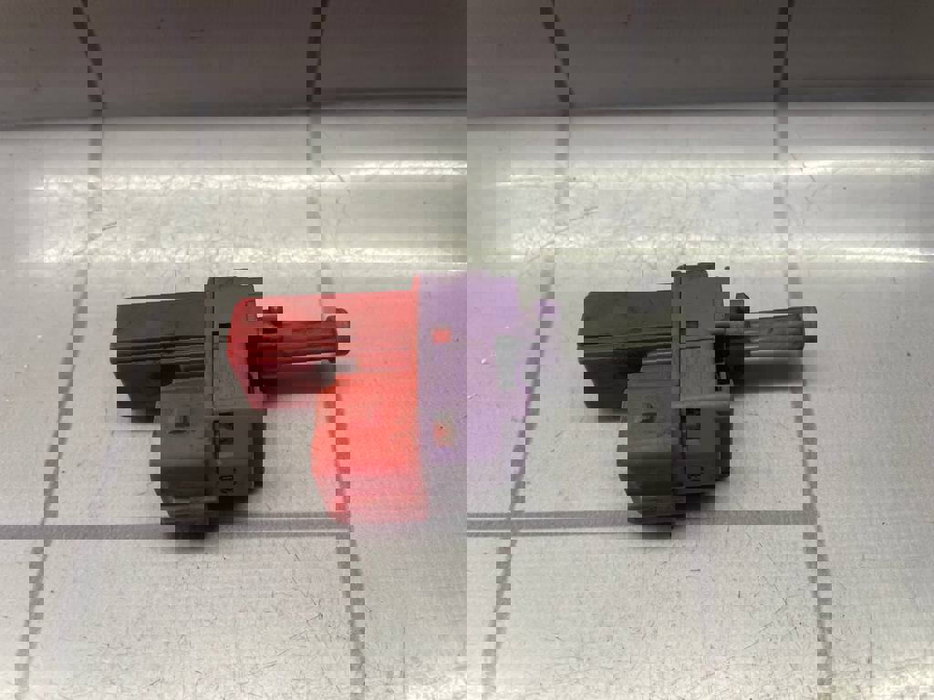 Ford Focus 1 1998-2004 для Датчик педали сцепления