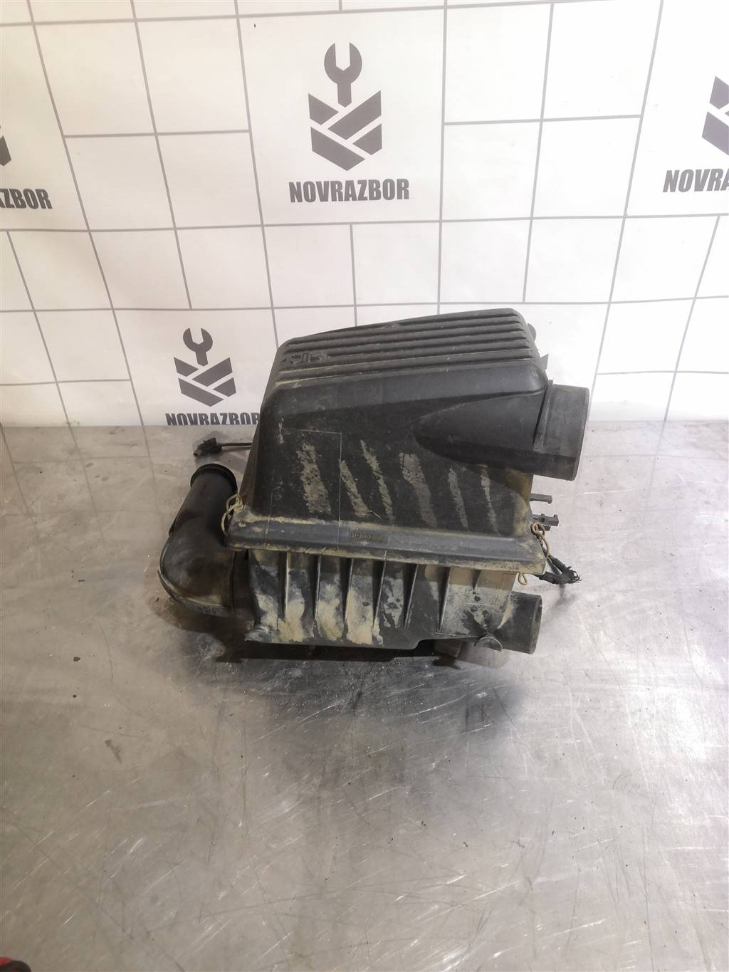 VW Golf 3 Vento 91-97 для Корпус воздушного фильтра