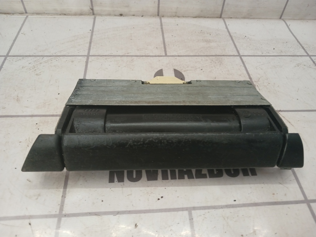 Audi A6 (C4) 1994-1997 для Консоль