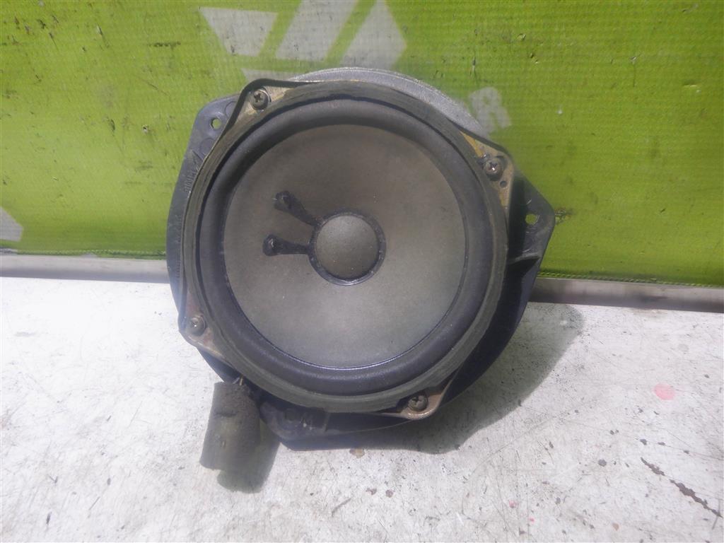 Hyundai Lantra 96-00 для Динамик