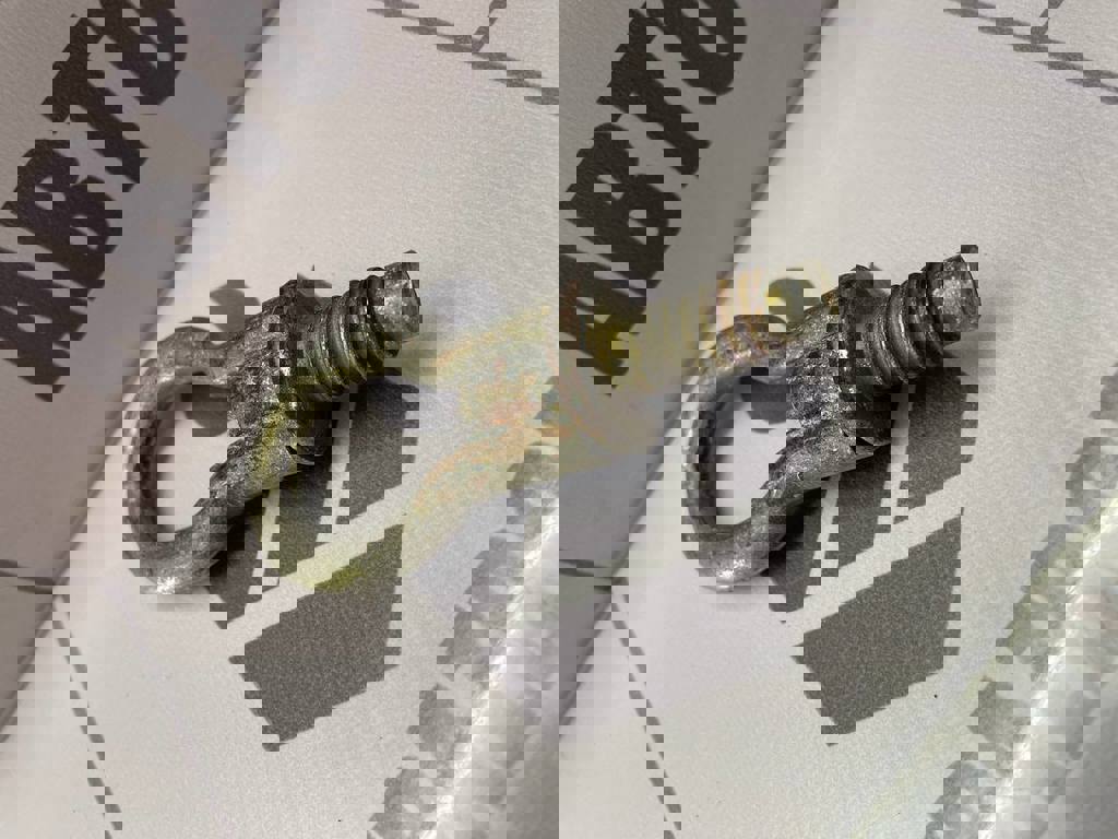 Ford Focus 1 1998-2004 для Крюк буксировочный