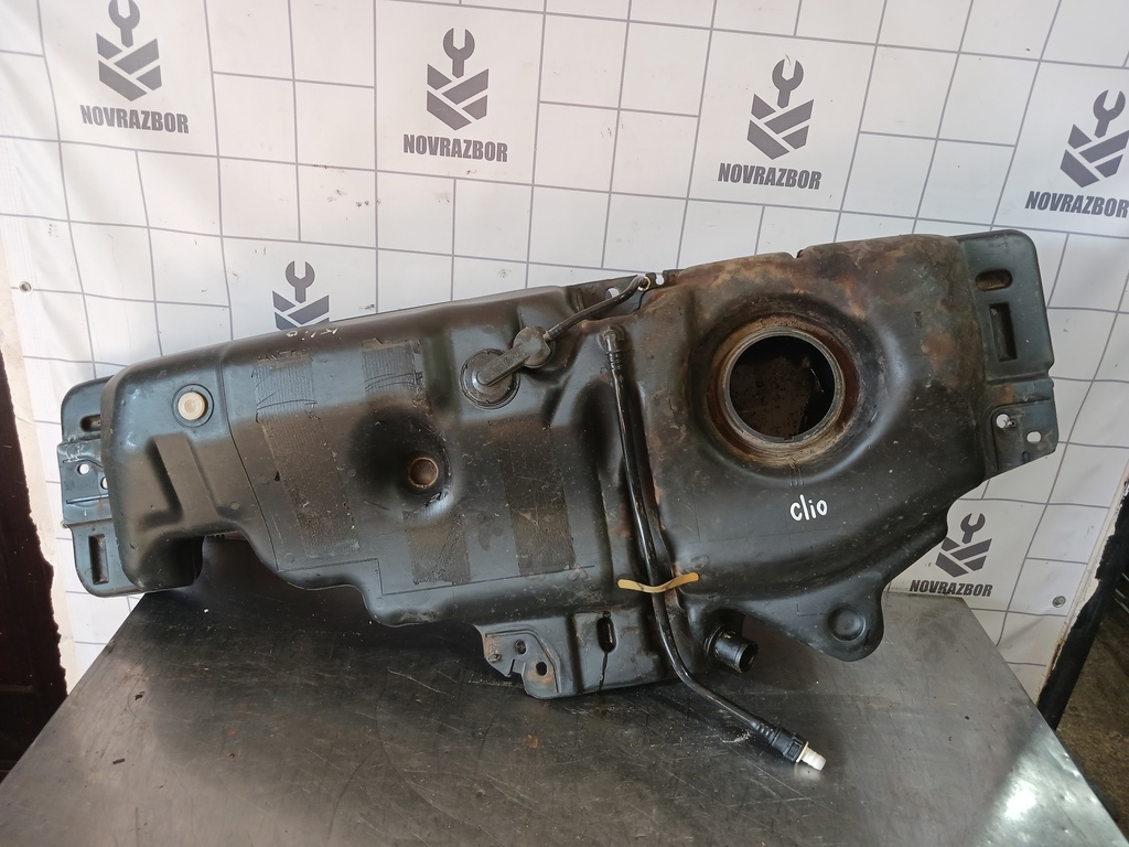 Renault Clio 2 Symbol 1998-2008 для Бак топливный