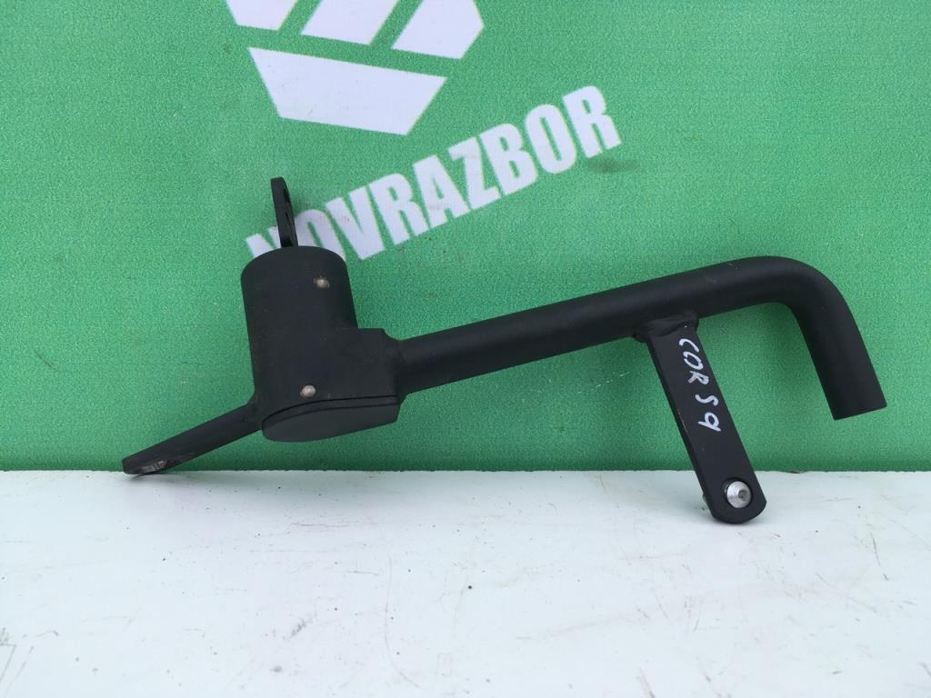 Opel Corsa D 2006-2014 для Кронштейн (сопут. товар)