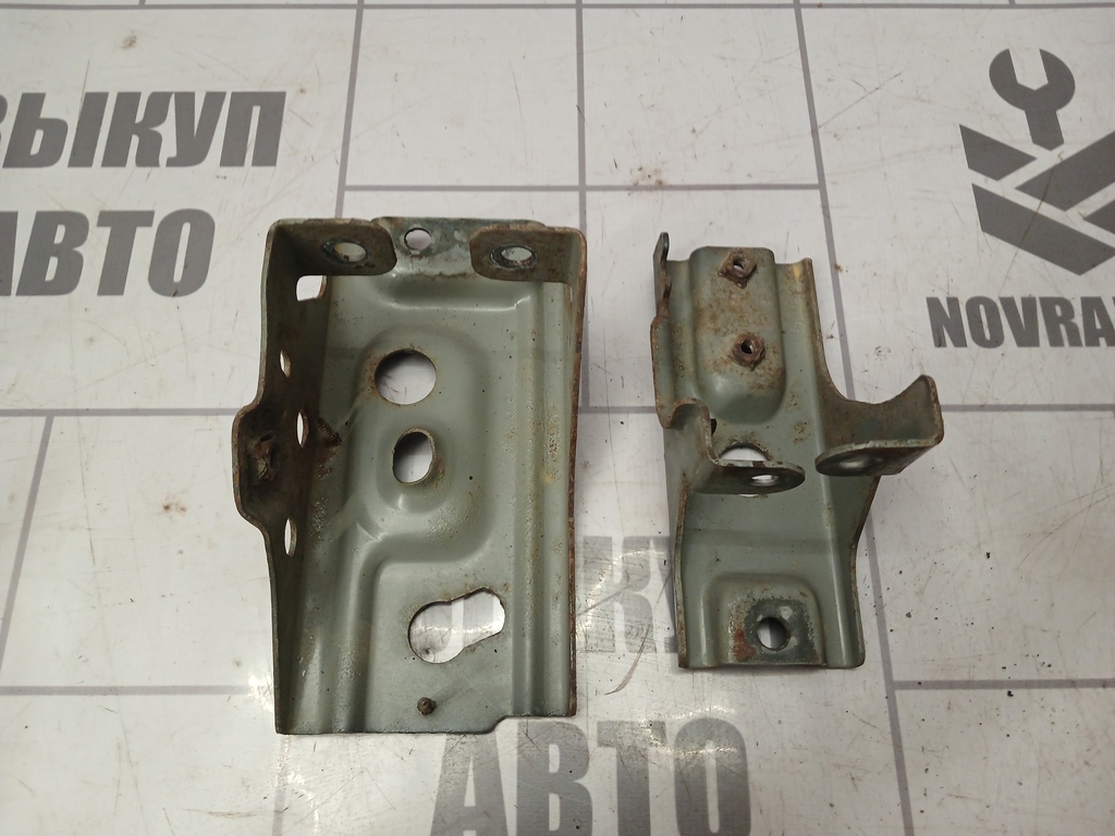 Mitsubishi Lancer 10 CX  CY 07-17 для Крепление АКБ (корпус/подставка)