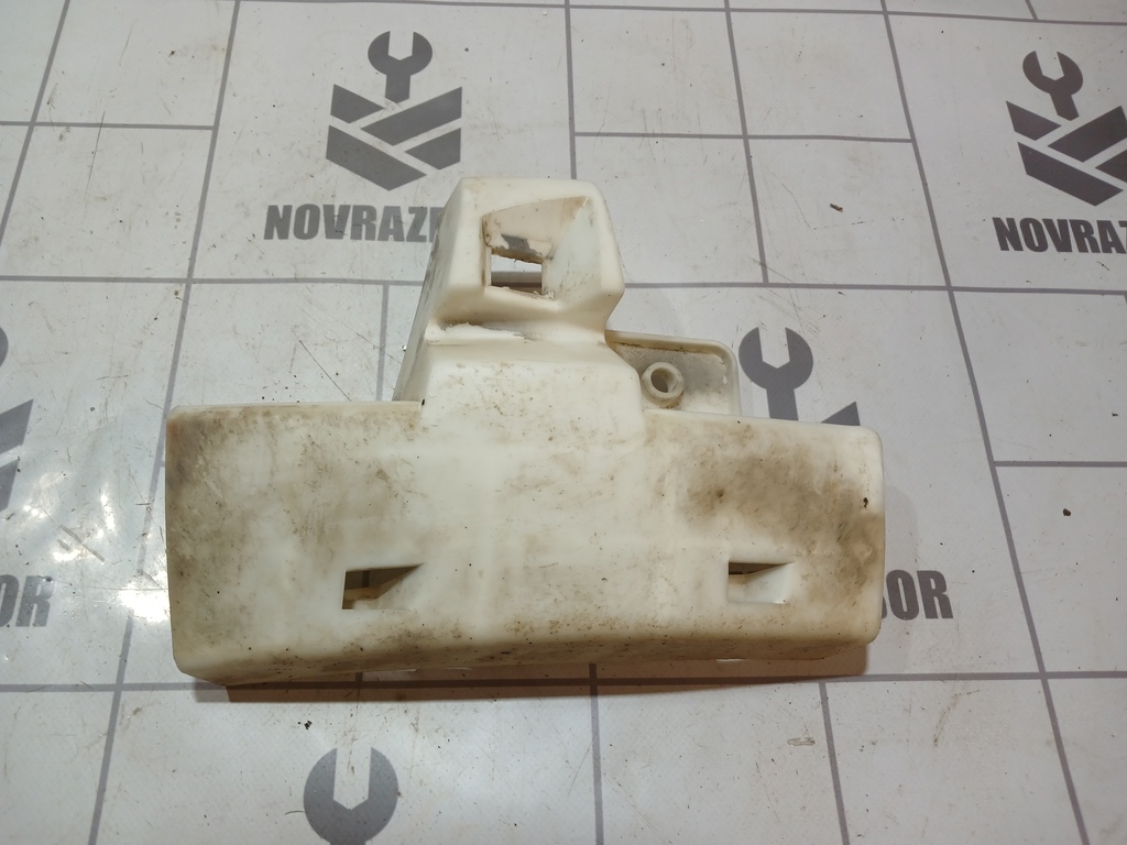 Peugeot 307 2001-2008 для Кронштейн заднего бампера