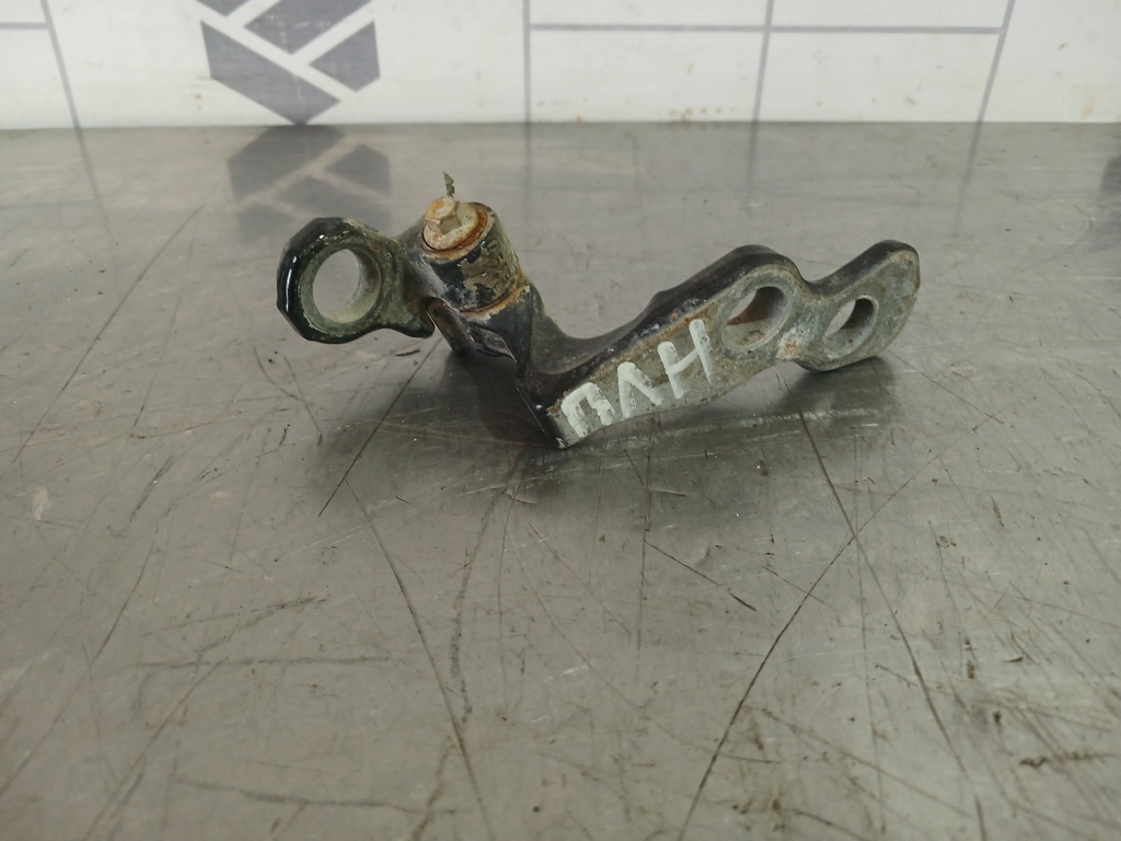 Ford Focus 2 05-08 для Петля двери передней левой нижняя