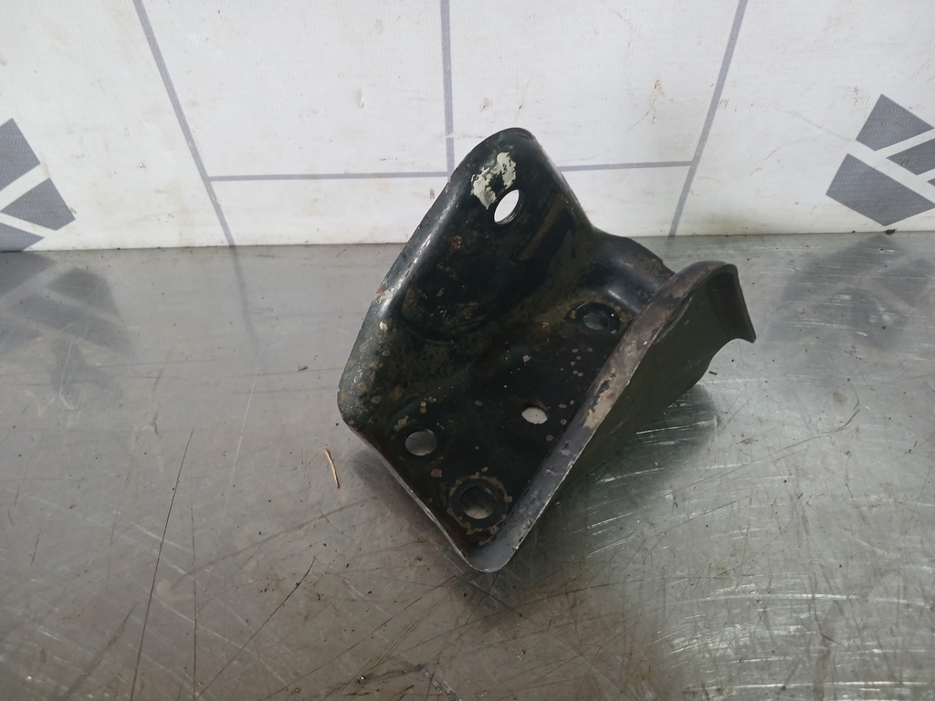 Kia RIO 1 2000-2004 для Кронштейн опоры двигателя
