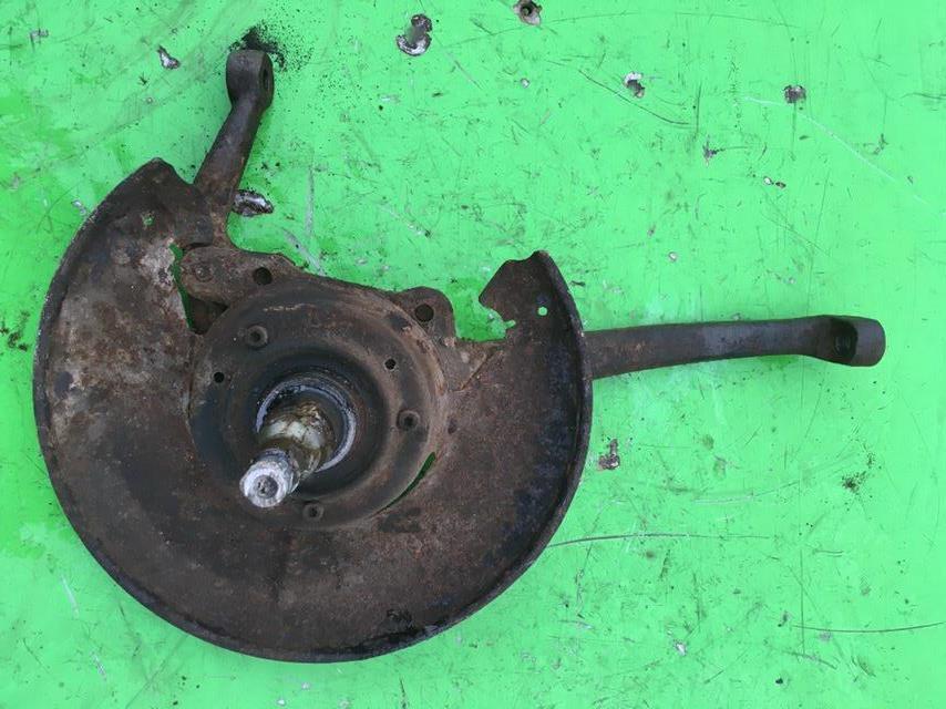 Mercedes Benz W123 1976-1985 для Кулак поворотный передний правый