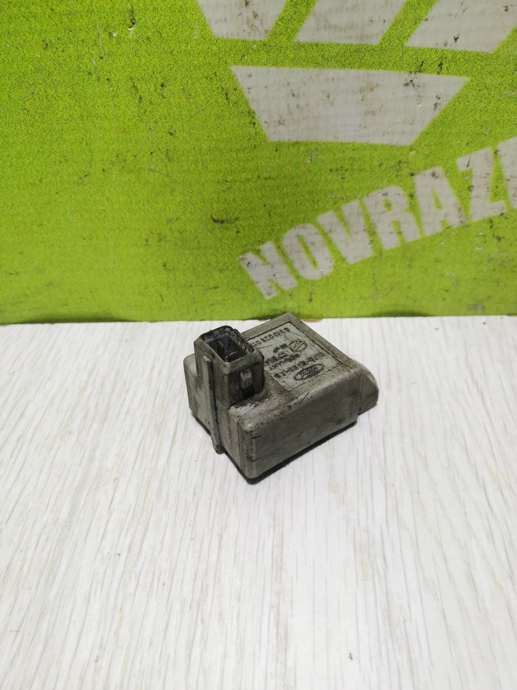 Ford Focus 1 1998-2004 для Конденсатор