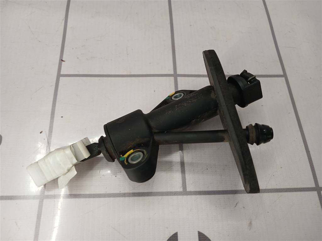 Chevrolet Aveo (T300) 2011-2015 для Цилиндр сцепления главный