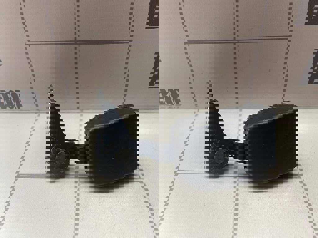 Peugeot 307 2001-2008 для Ответная часть ремня безопасности