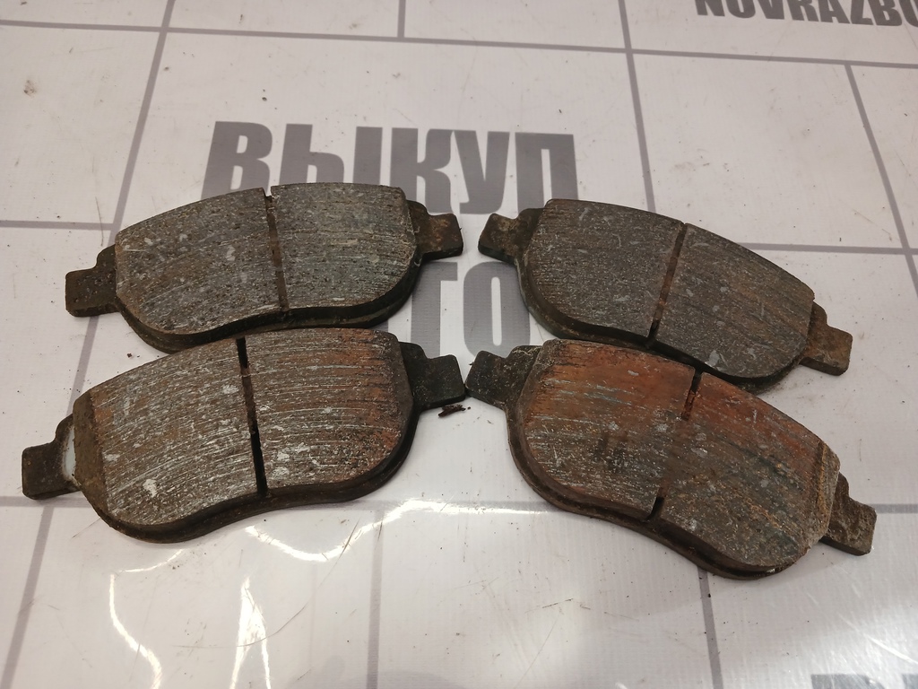 Peugeot 307 2001-2008 для Колодки тормозные передние к-кт