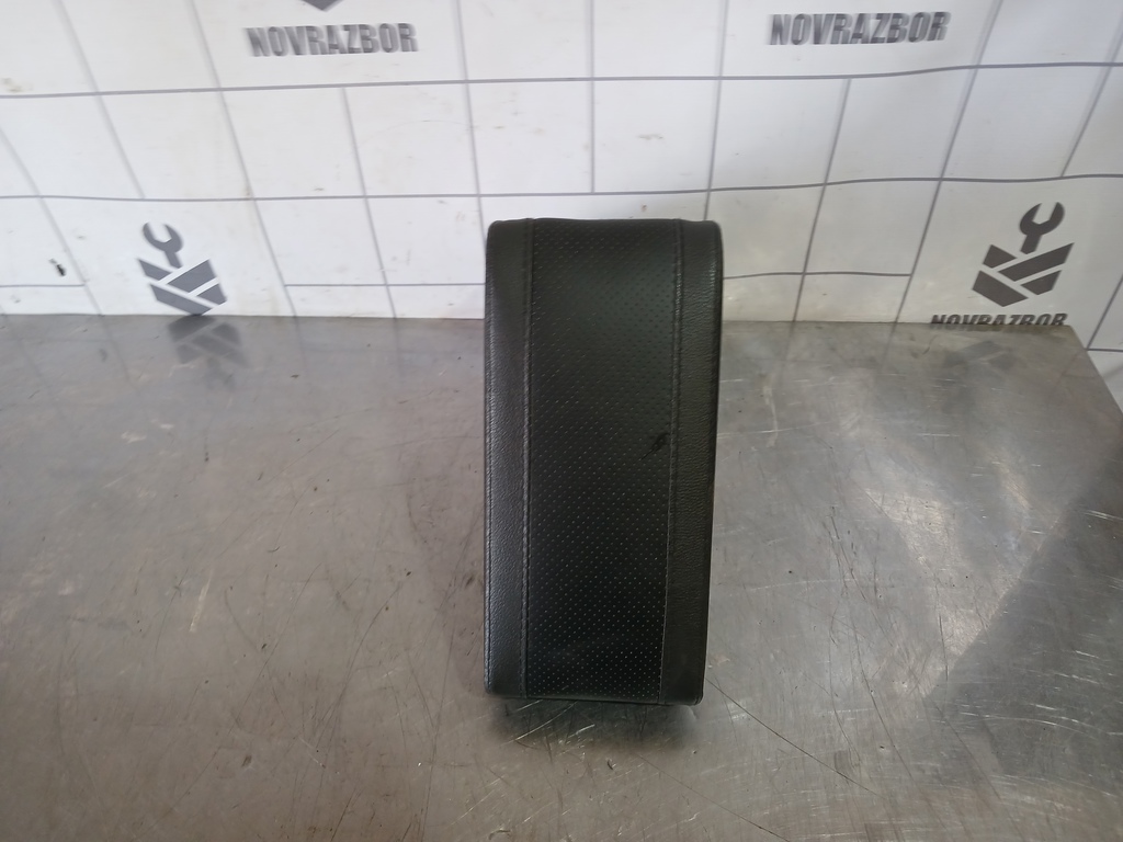 Suzuki SX4 2006-2013 для Подлокотник