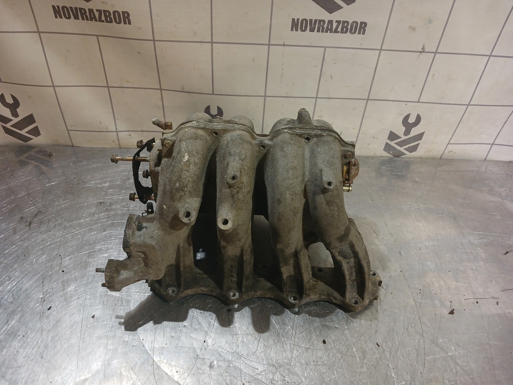 Mazda 323 BA 94-98 для Коллектор впускной