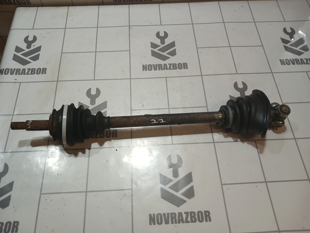 Volvo 440 1992-1994 для Полуось передняя левая