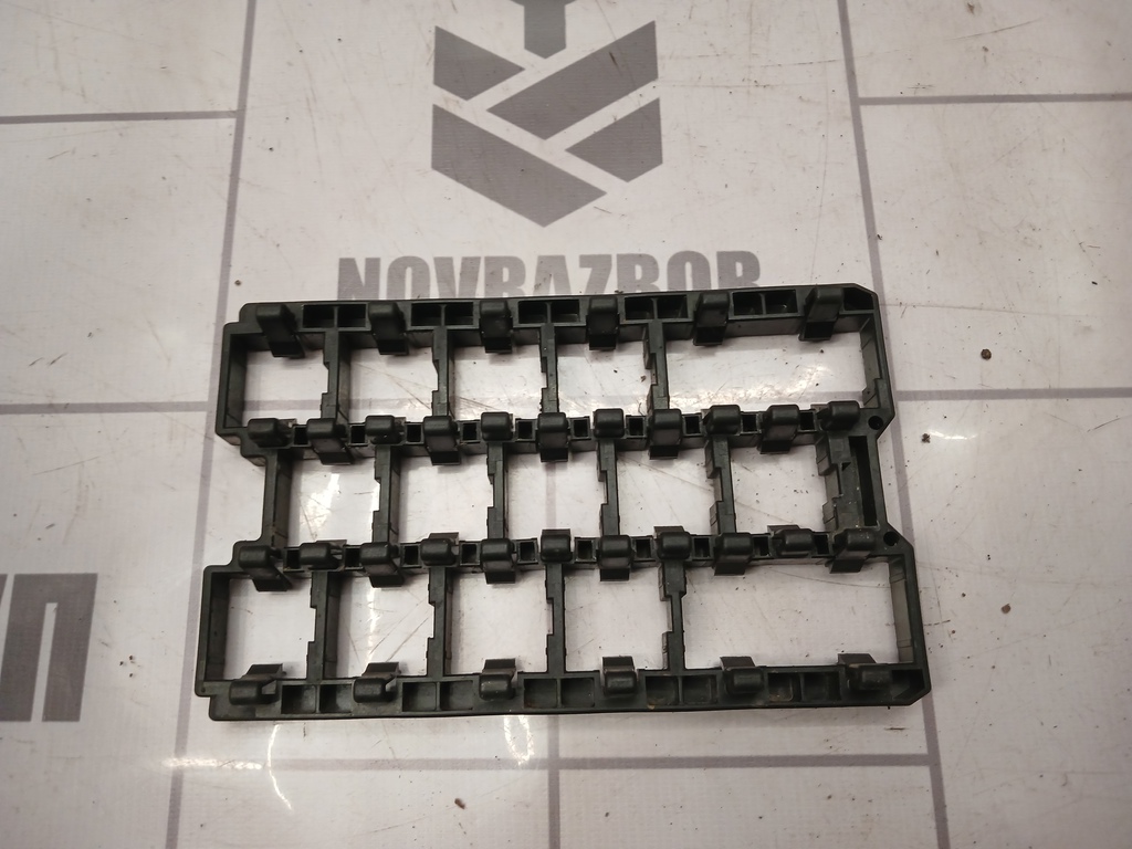 Audi A6 (C4) 1994-1997 для Кронштейн (сопут. товар)