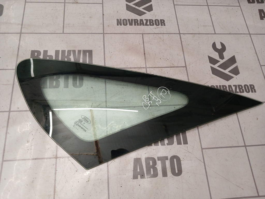 Ford Focus 2 05-08 для Стекло кузовное глухое правое