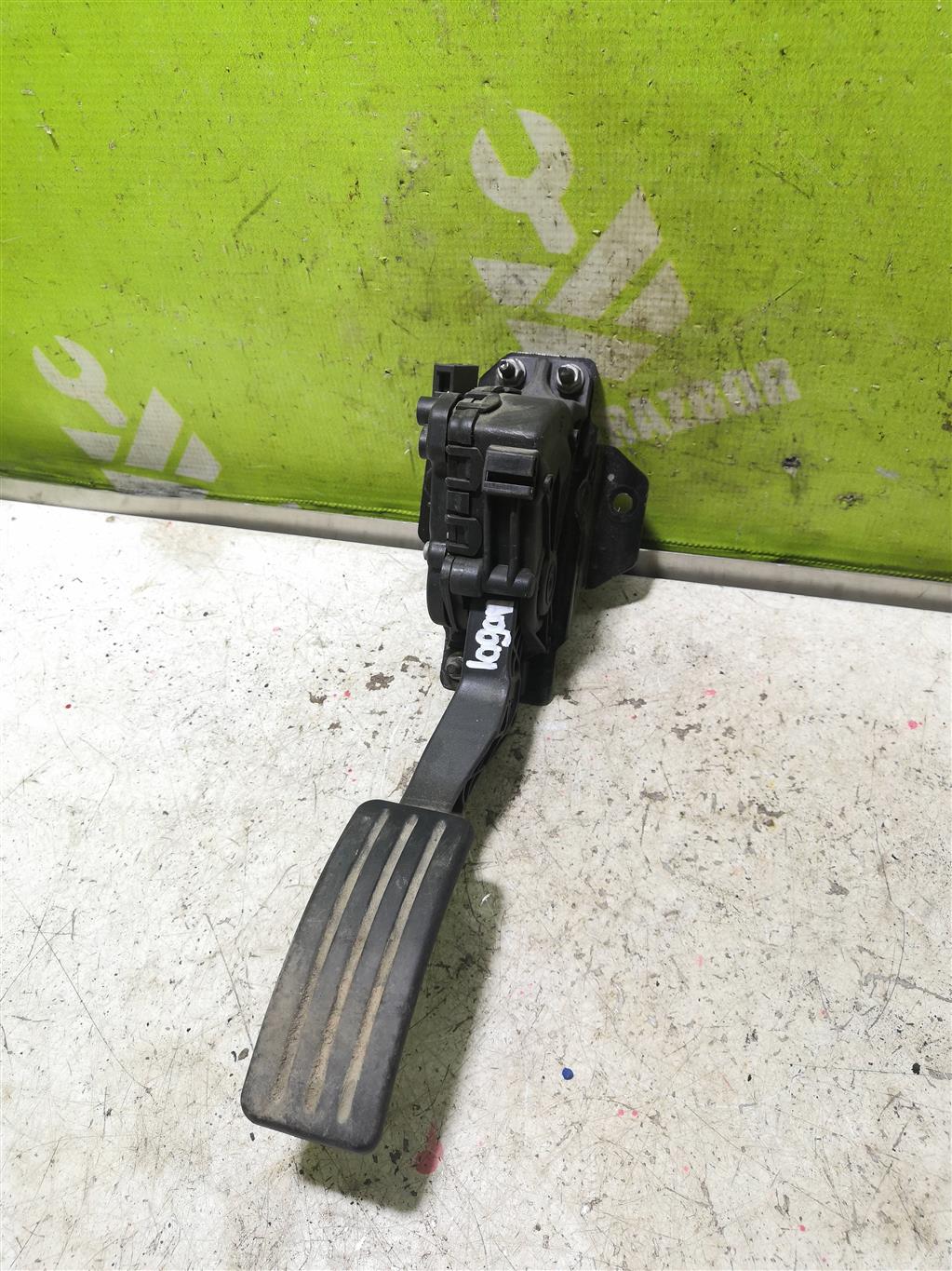 Renault Logan 2005-2014 для Педаль газа