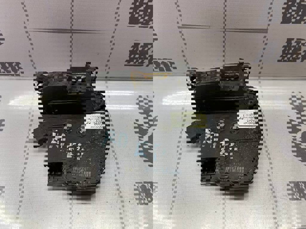 Renault Megane 3 09-16 для Замок двери передней правой