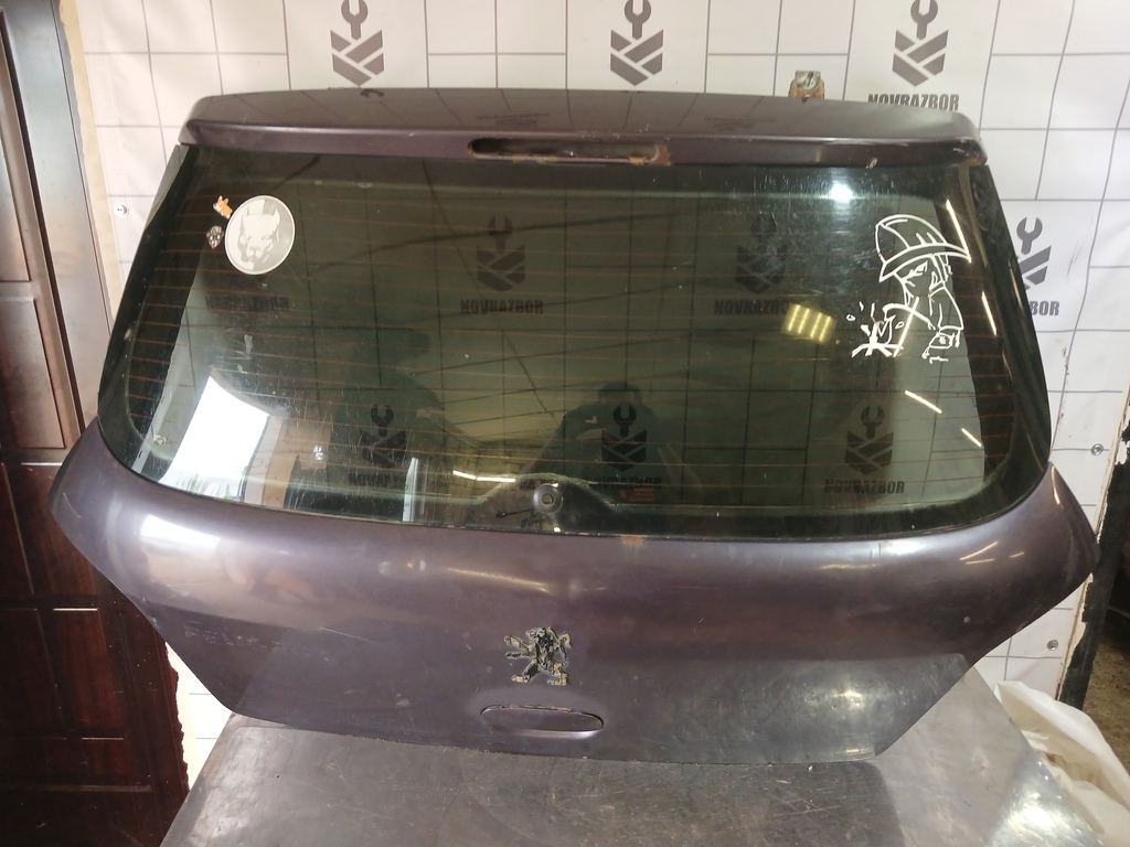 Peugeot 307 2001-2008 для Дверь багажника со стеклом