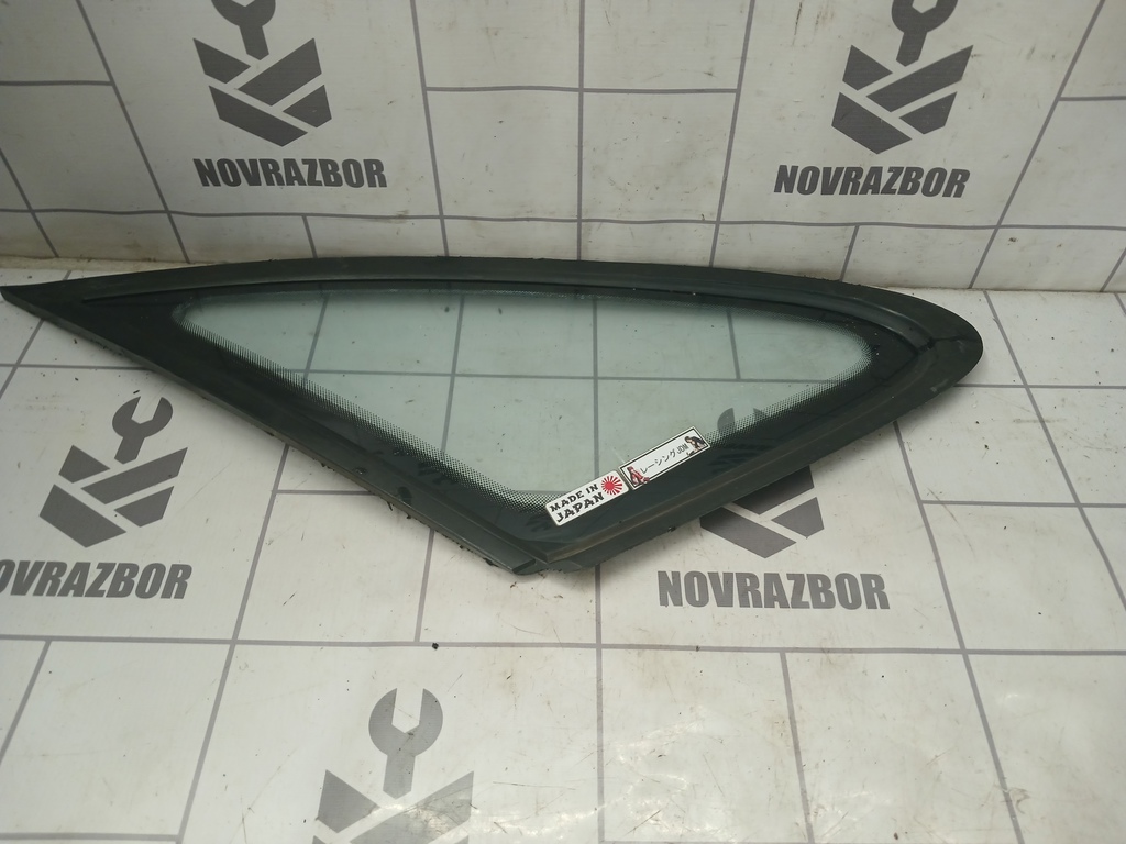 Mazda 626 (GE) 1992-1997 для Стекло кузовное глухое левое