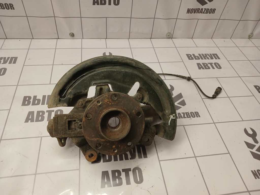 Renault Megane 3 09-16 для Кулак поворотный передний правый