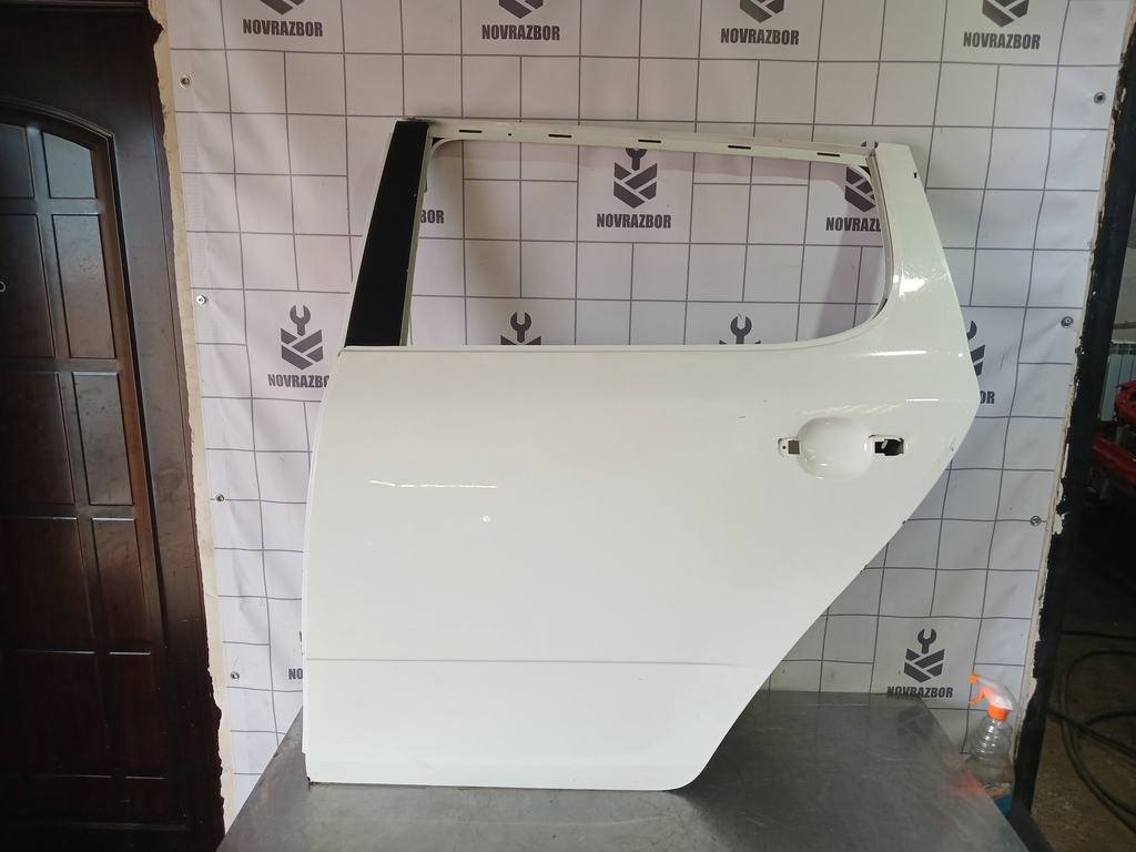 Skoda Fabia 2007-2015 для Дверь задняя левая