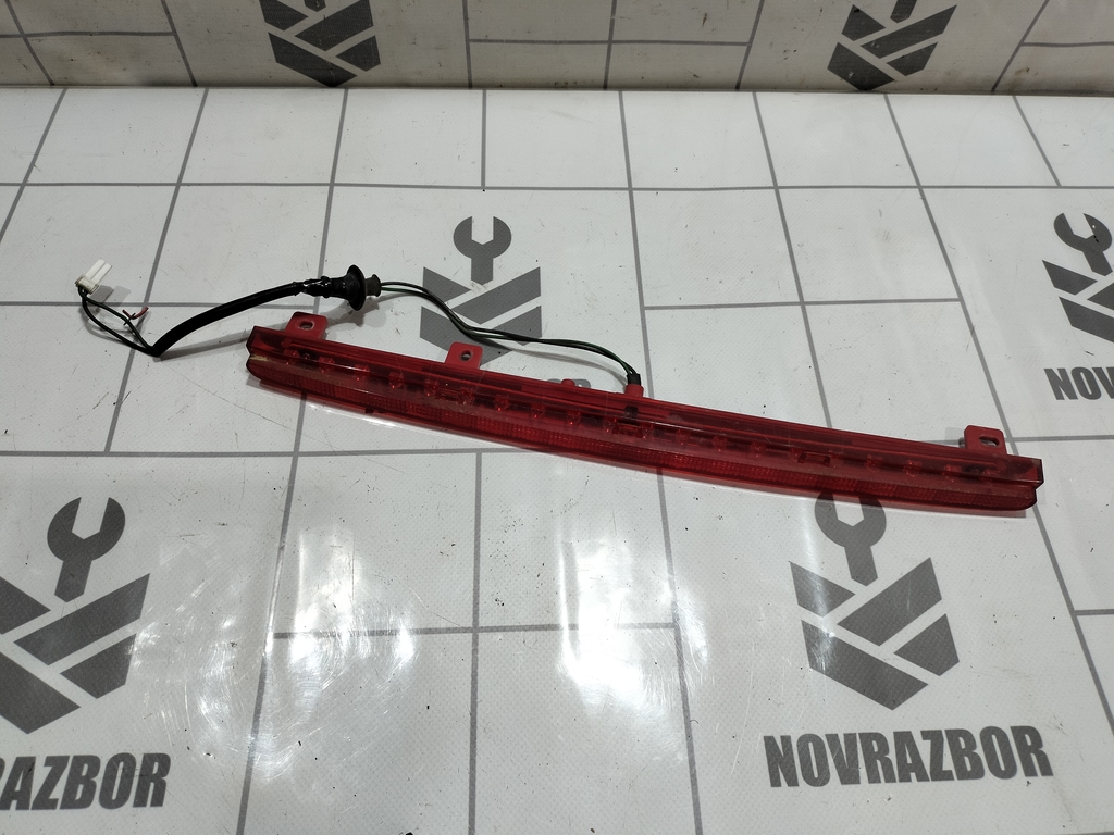 Mazda 323 BA 94-98 для Фонарь задний (стоп сигнал)