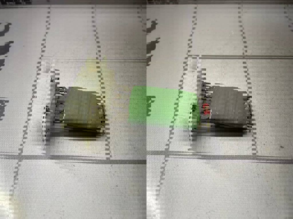 Renault Logan 2 14-18 для Резистор отопителя