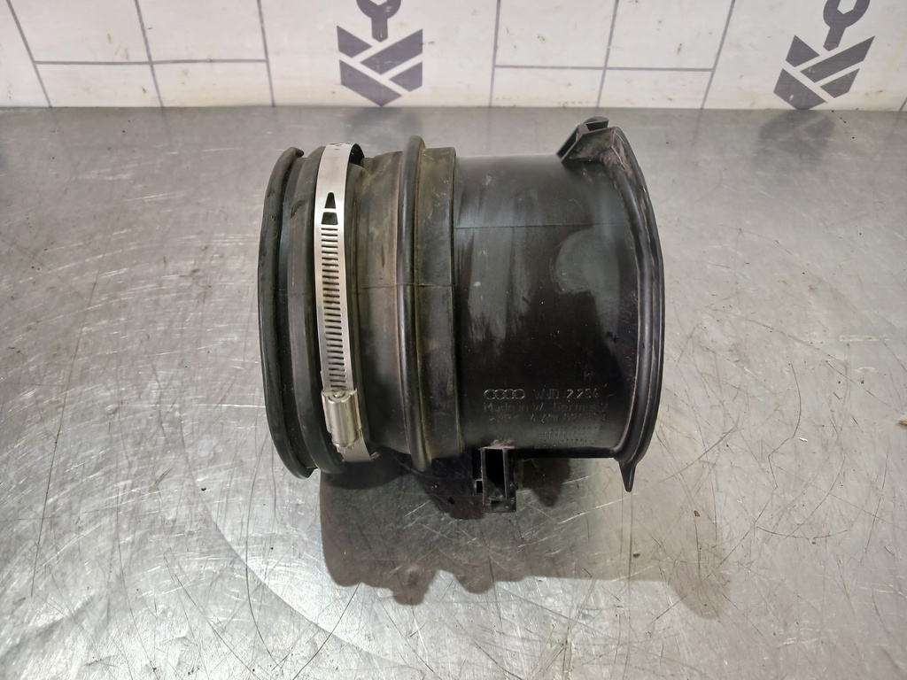 Audi A6 (C4) 1994-1997 для Патрубок