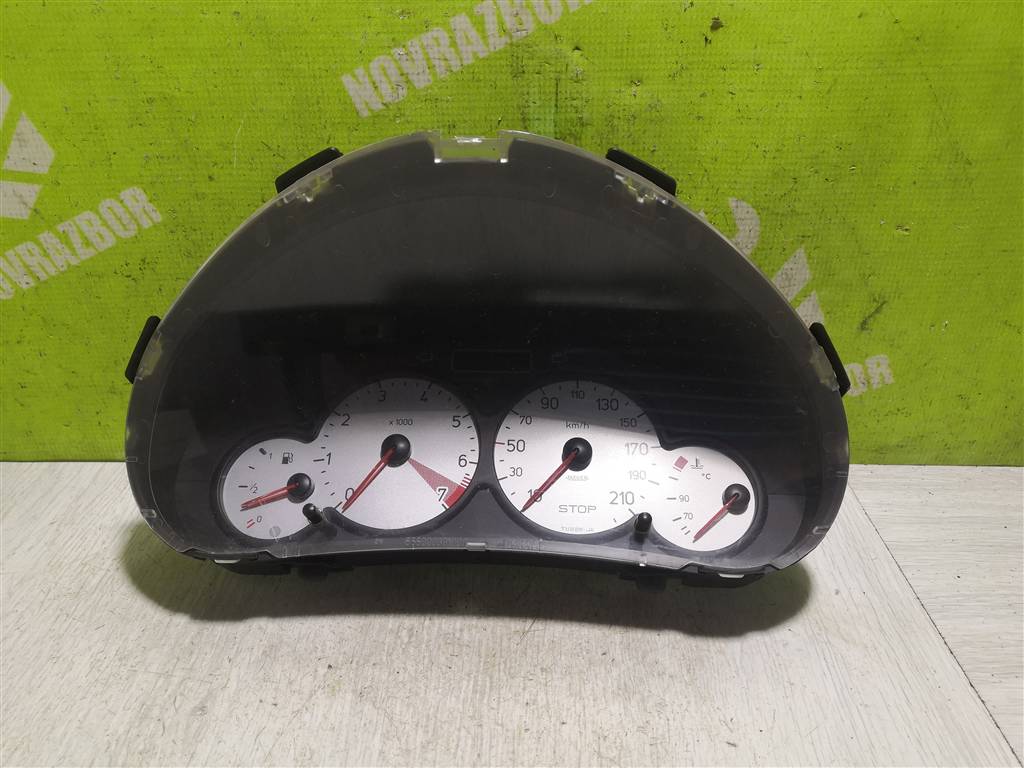 Peugeot 206 98-12 для Панель приборов