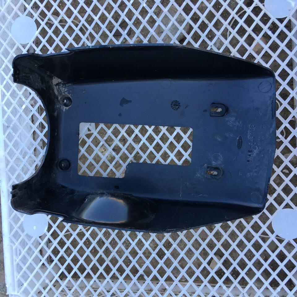 Ford Escort Orion 1990-1995 для Кожух рулевой колонки