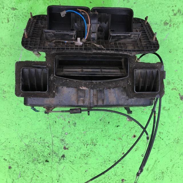 BMW 3-серия E30 82-91 для Корпус отопителя