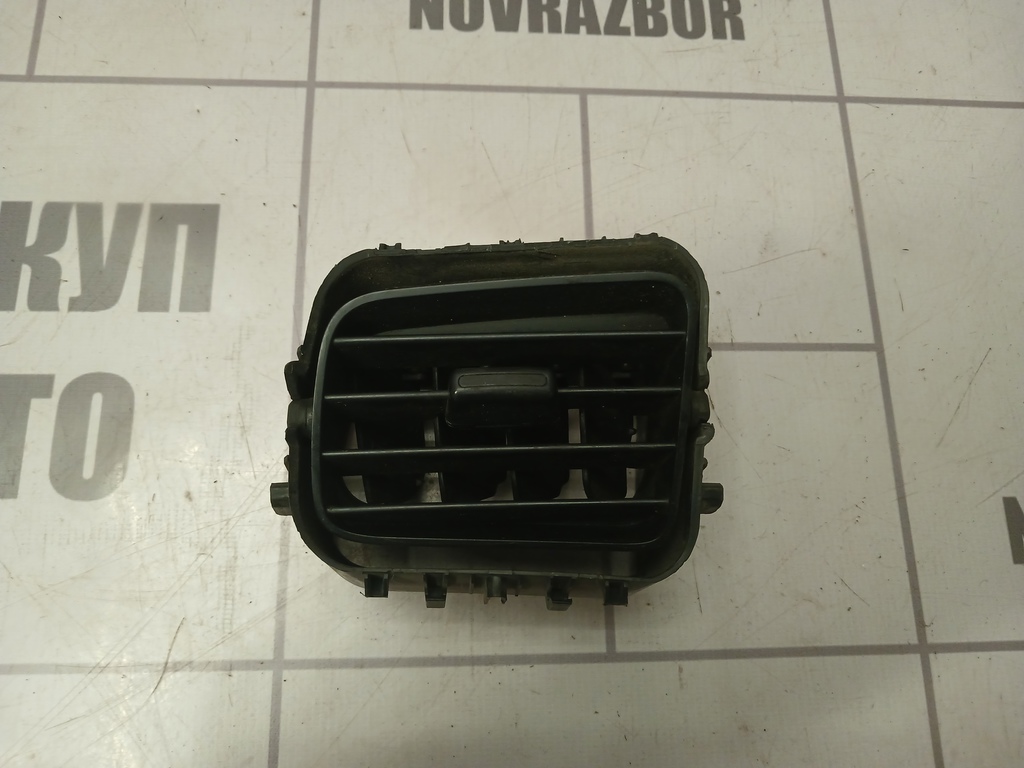 Renault Logan 2 14-18 для Дефлектор воздушный