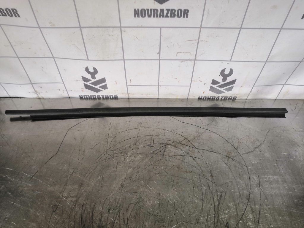 Opel Astra G 1998-2005 для Накладка стекла заднего правого