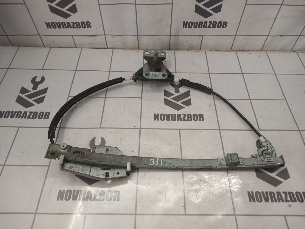 VW Passat  B3  1988-1993 для Стеклоподъемник мех задний правый