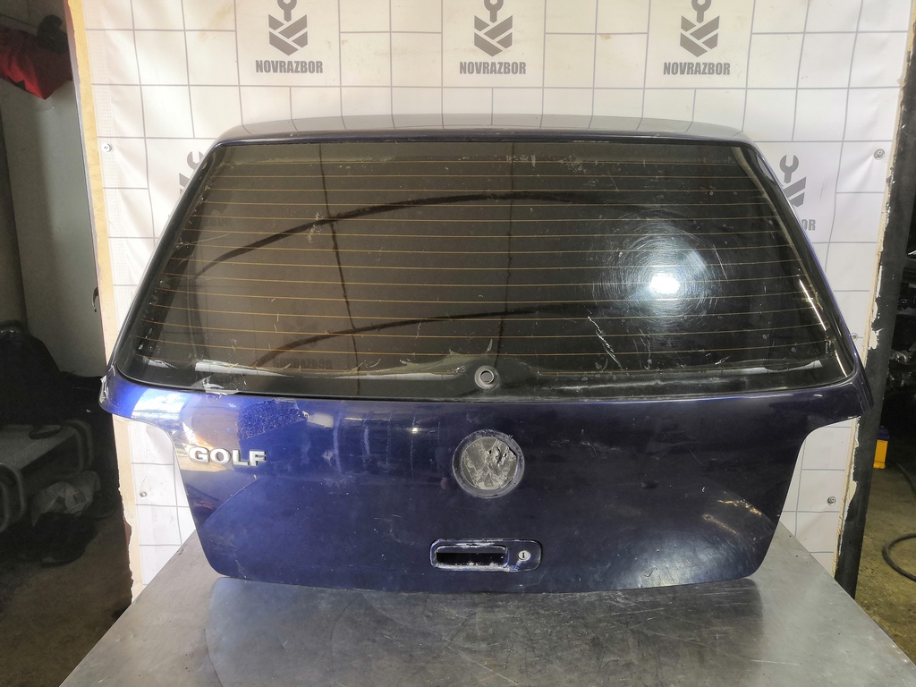 VW Golf 4 Bora 97-05 для Дверь багажника со стеклом