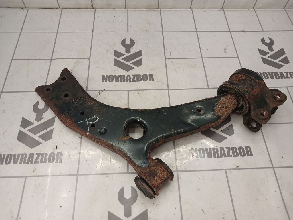 Ford Focus 2 05-08 для Рычаг передний правый