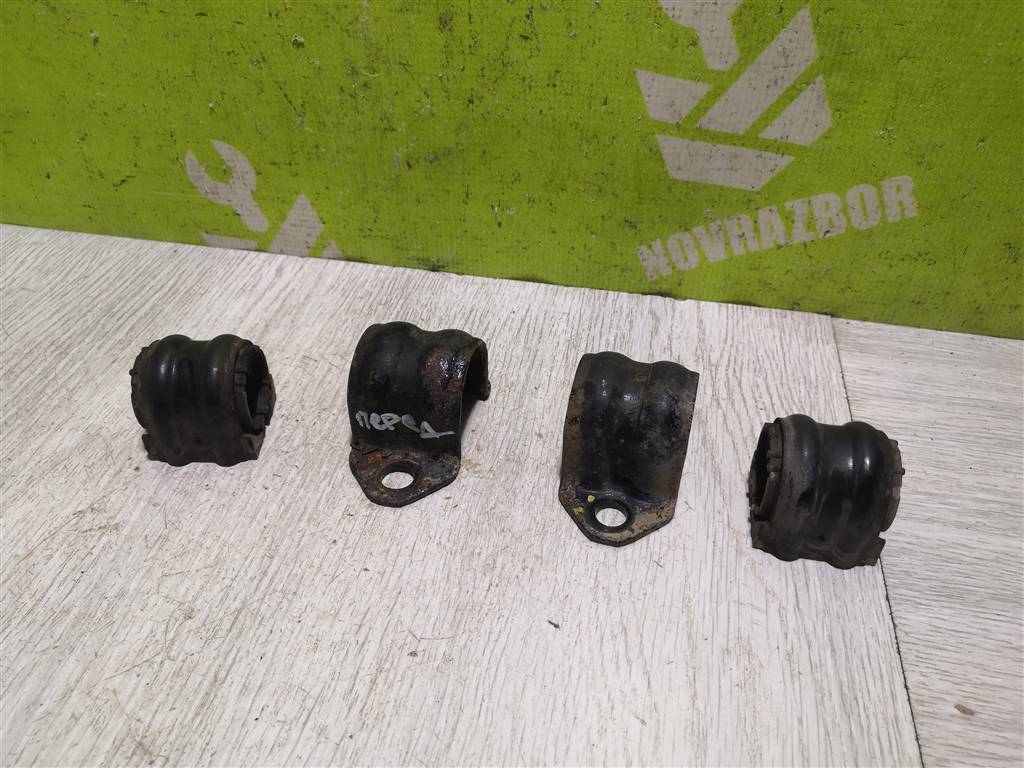 Hyundai i30 12-17 для Кронштейн крепления переднего стабилизатора