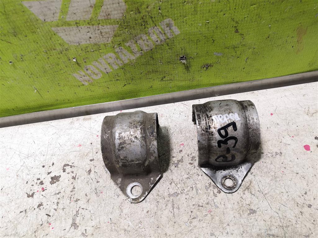 BMW 5-серия E39 1995-2003 для Кронштейн крепления переднего стабилизатора