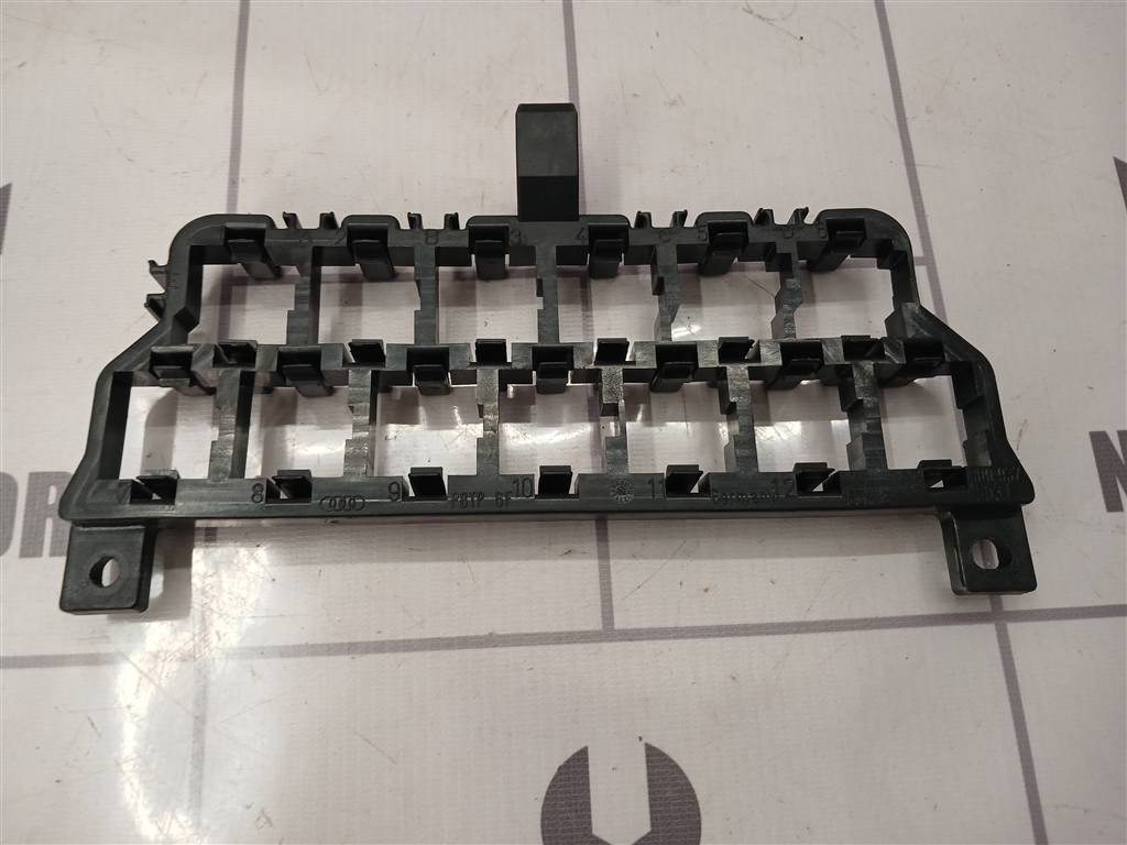 Skoda Octavia A4 1U 2000-2011 для Блок предохранителей