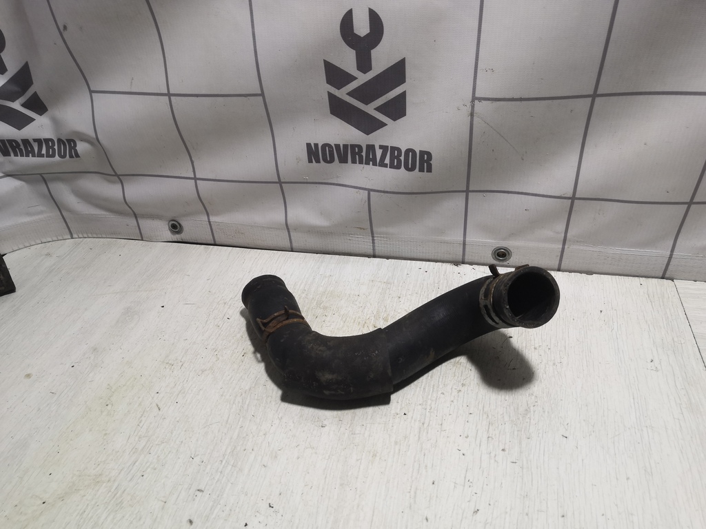 Mazda 626 (GE) 1992-1997 для Патрубок радиатора