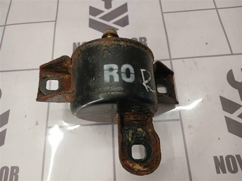 Chevrolet Aveo T200 03-08 для Опора двигателя правая