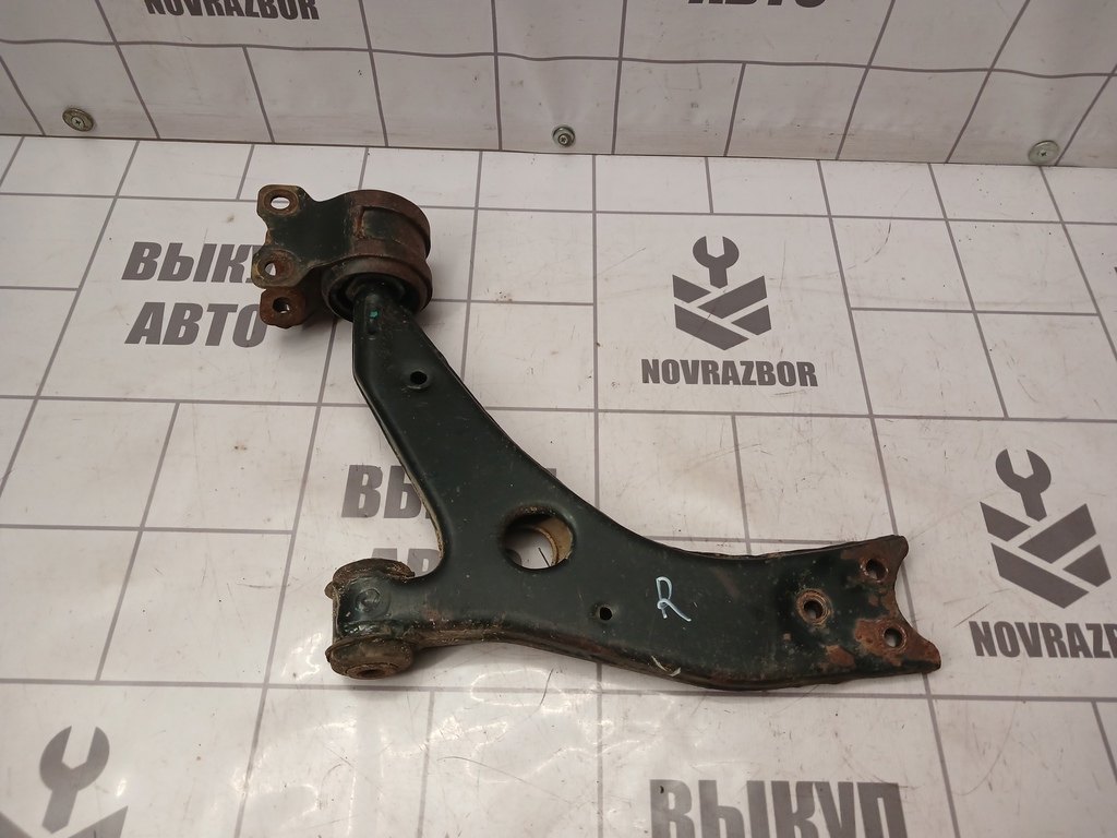 Ford Focus 2 05-08 для Рычаг передний правый