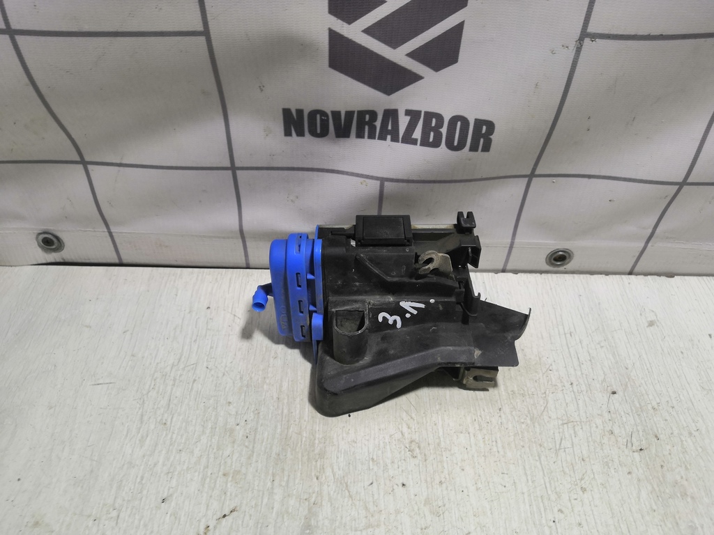 Audi A6 (C4) 1994-1997 для Замок двери задней левой