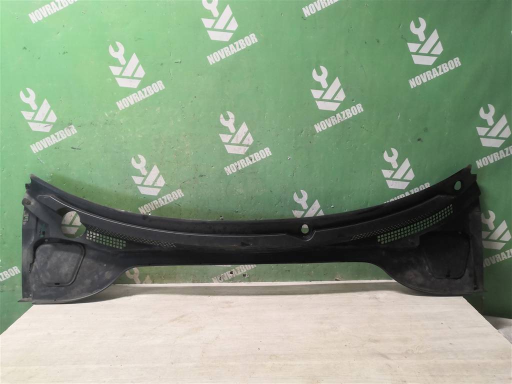 LADA VESTA 15-19 для Решетка стеклоочистителя