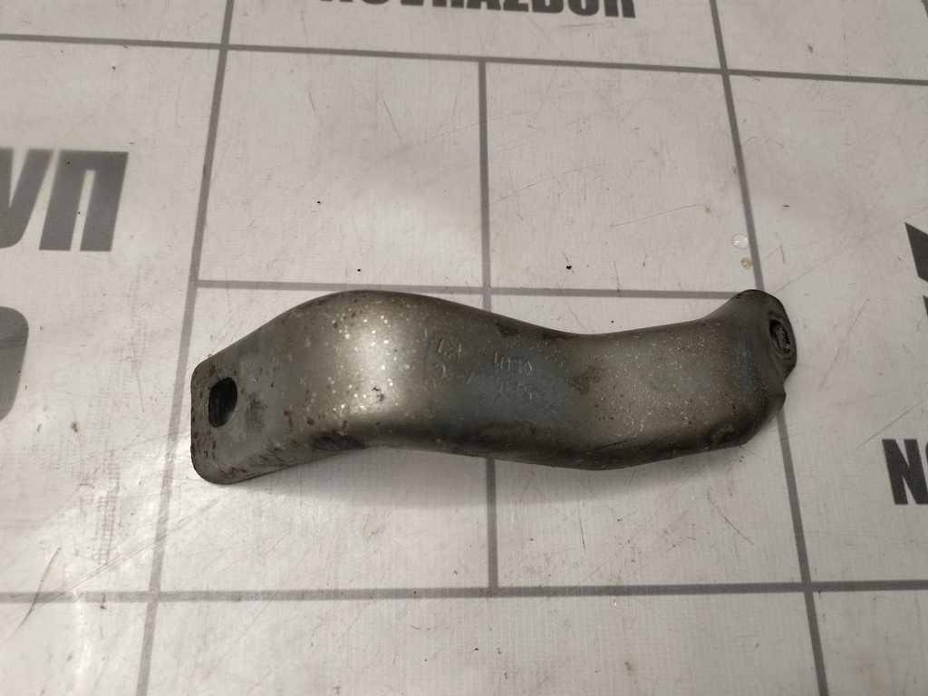 Renault Logan 2 14-18 для Кронштейн (сопут. товар)