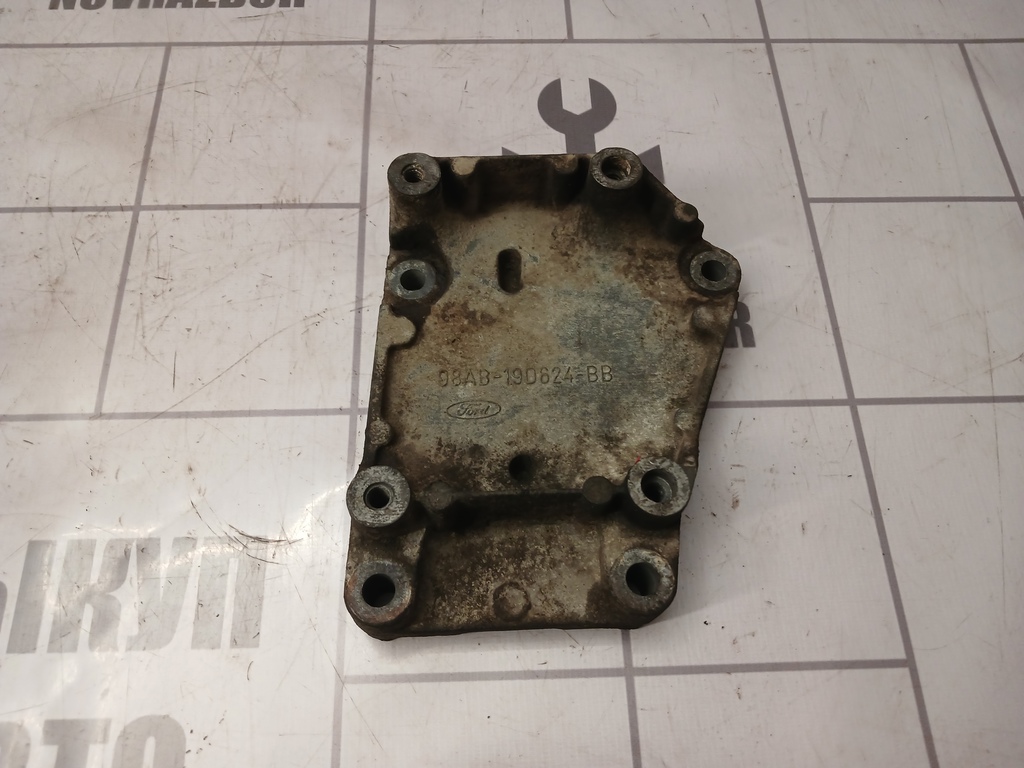 Ford Focus 1 1998-2004 для Кронштейн кондиционера