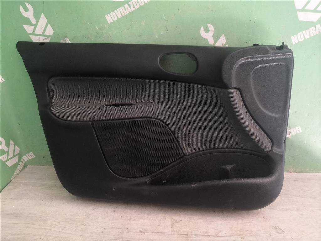 Peugeot 206 98-12 для Обшивка двери комплект