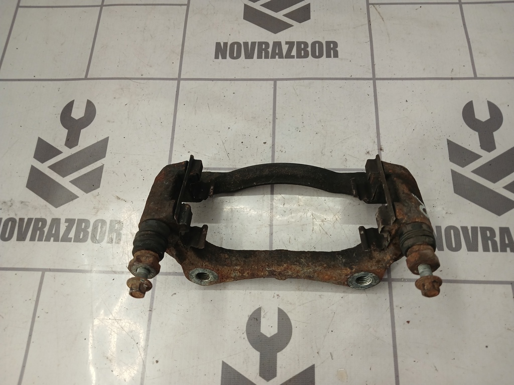 Chevrolet Aveo (T300) 2011-2015 для Скоба суппорта переднего